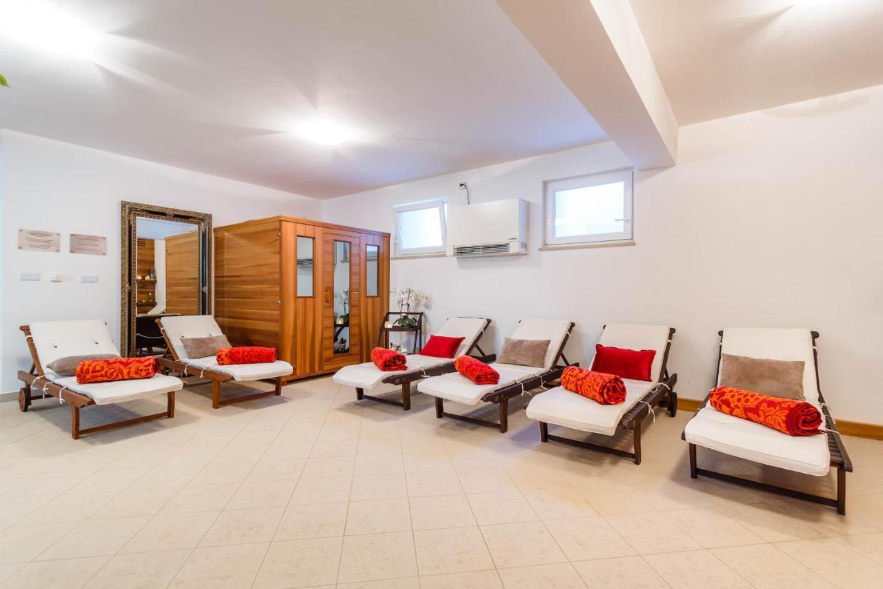 Villa Kamenica Kras Buitenkant foto